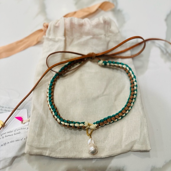 NWT Scoobydoo Choker handmade green leather & authentic river pearl Forte Forte - Picture 9 of 9